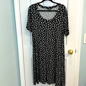 Black dress with off white pineapple motif  size 1X by Premise